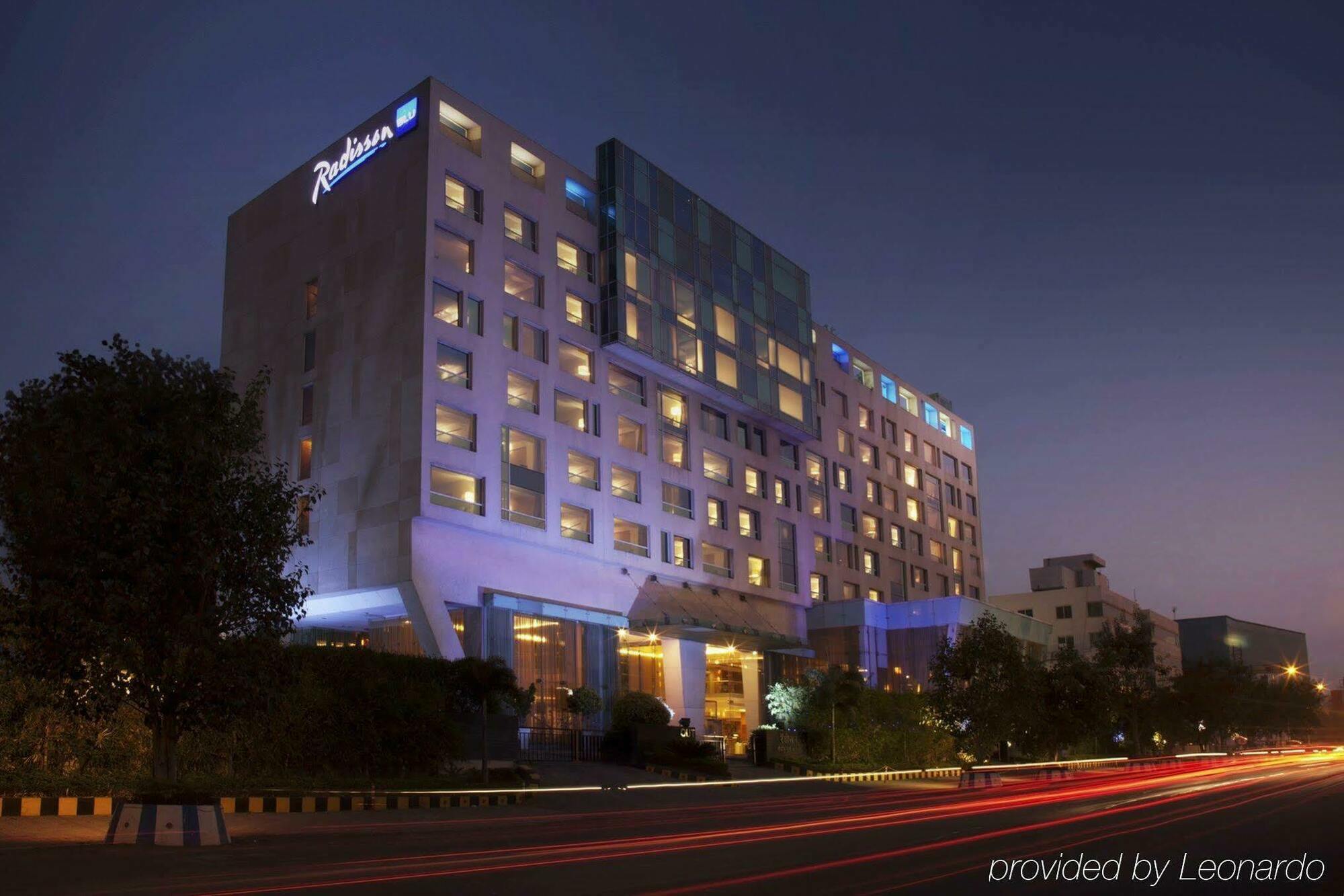 โรงแรมเรดิสัน บลู พูน คาราดี ปูเน่ ภายนอก รูปภาพ Radisson Blu Hotel, Faridabad